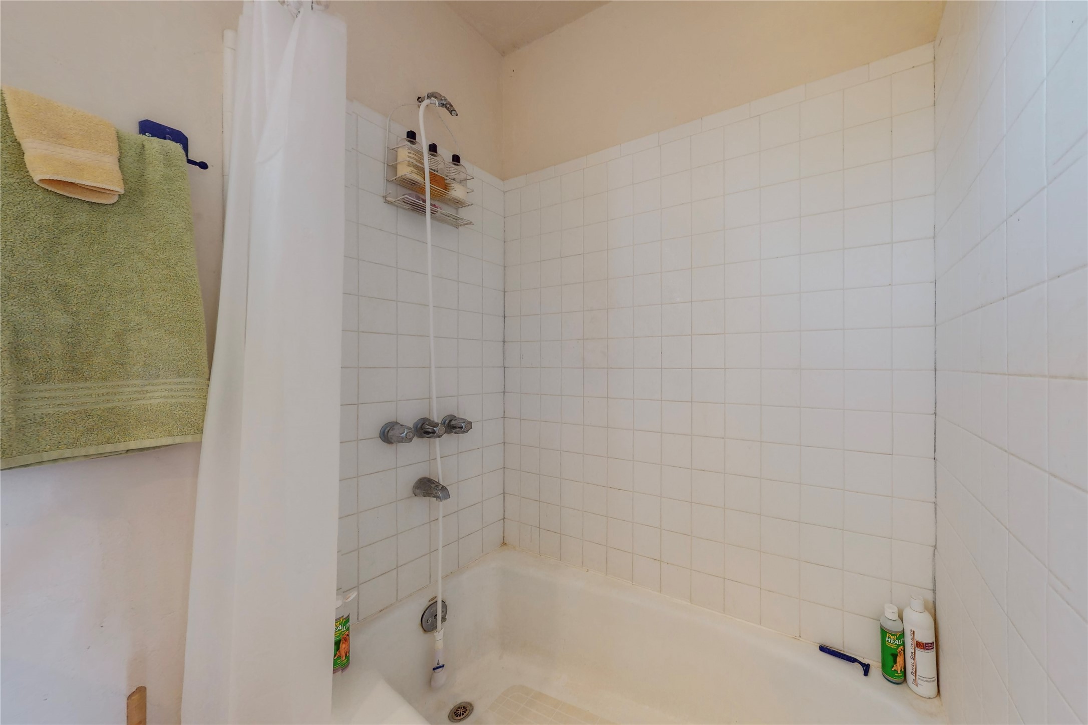 175 Hidden Valley Ranch Road Ilfeld, NM 87538 - Photo 25 of 43 Full bath