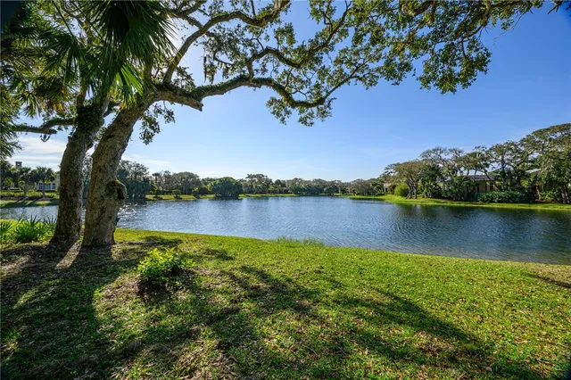 $999,000 | 501 North Swim Club Drive, Unit 3B, Vero Beach, FL 32963