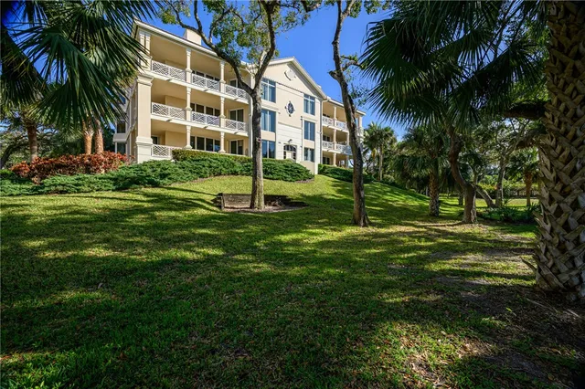 $999,000 | 501 North Swim Club Drive, Unit 3B, Vero Beach, FL 32963