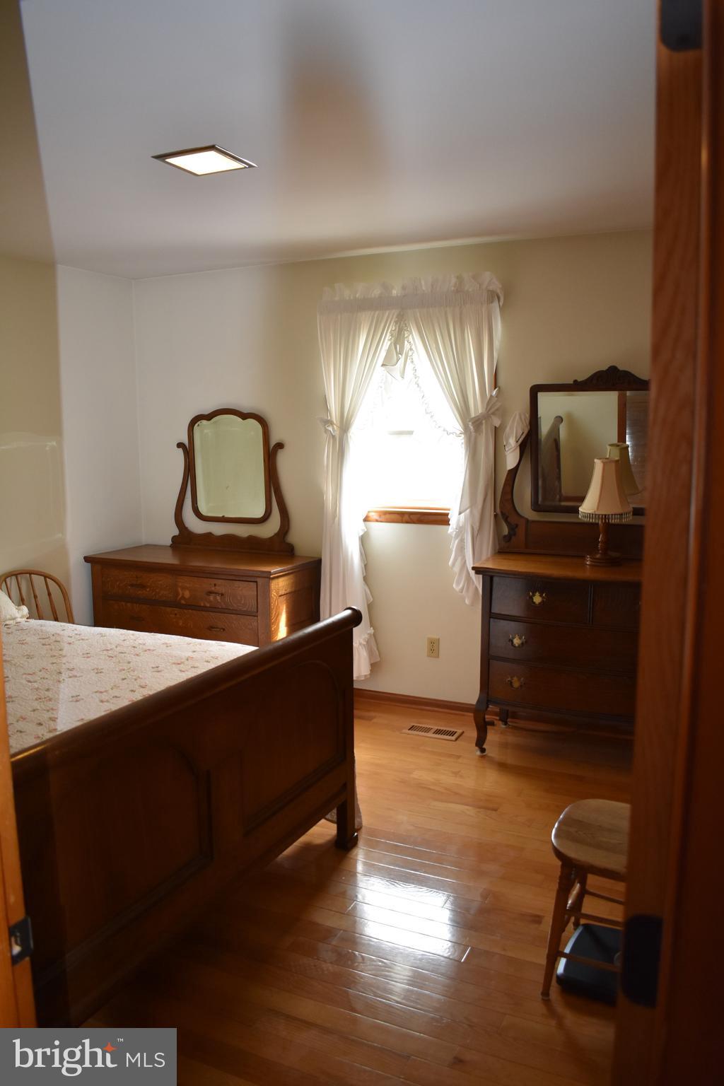5211 Harney Road Taneytown, MD 21787 - Photo 11 of 20 Bedroom 3