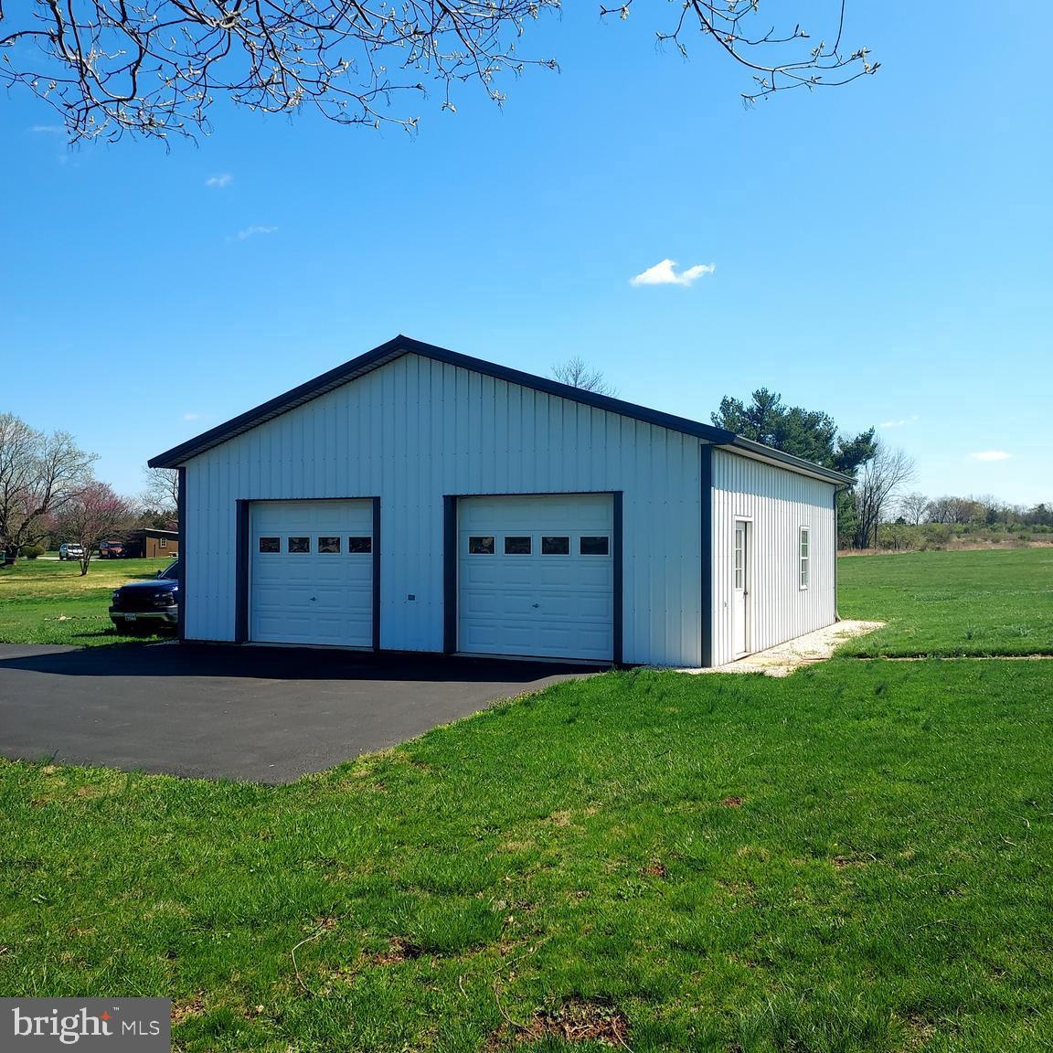 5211 Harney Road Taneytown, MD 21787 - Photo 17 of 20 Detached 2 car garage