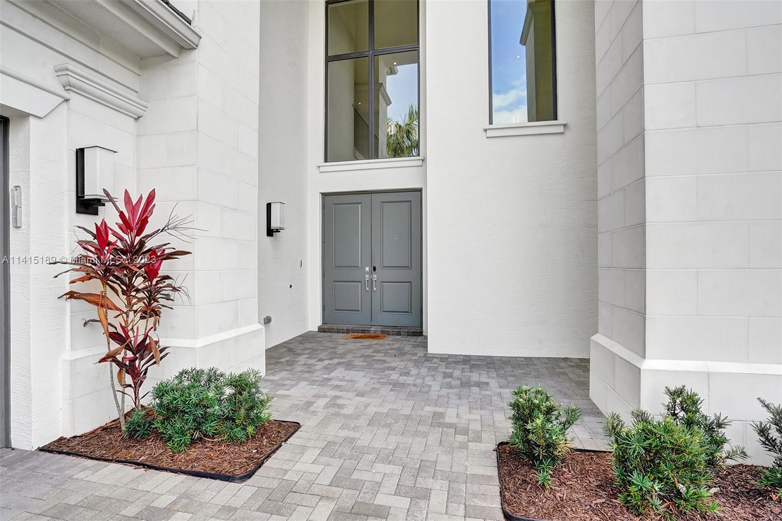 17353 Rosella Road Boca Raton, FL 33496 - Photo 11 of 85