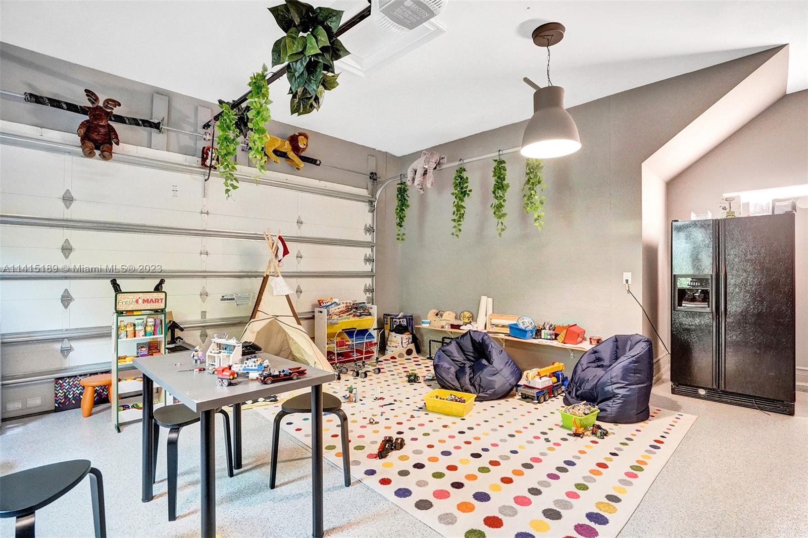 17353 Rosella Road Boca Raton, FL 33496 - Photo 32 of 85