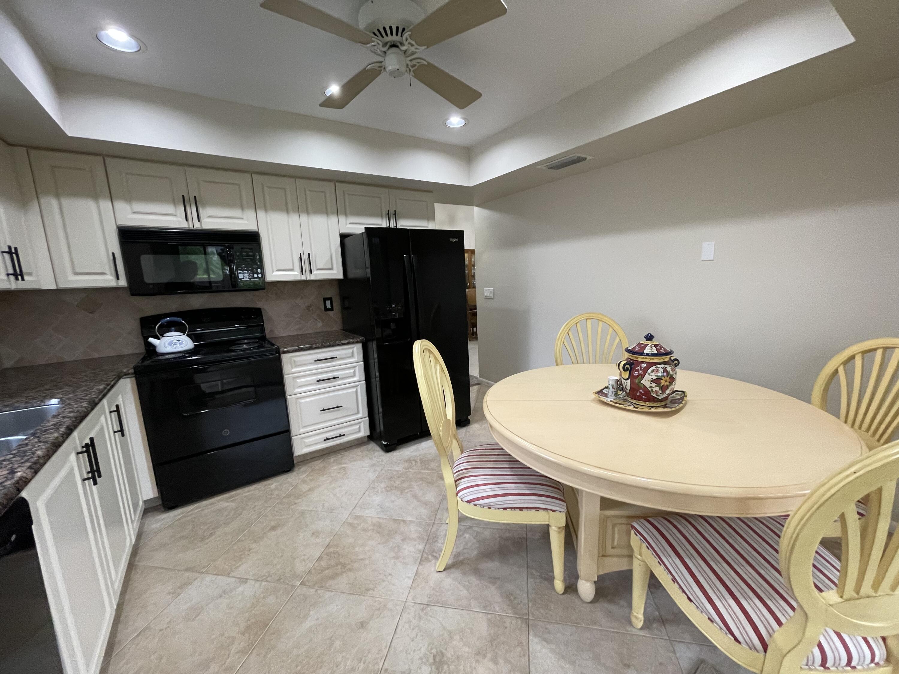 354 Southwest 28th Avenue Delray Beach, FL 33445 - Photo 9 of 54 IMG_0813