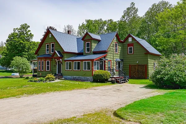 $589,900 | 1113 Daniel Webster Highway, North Woodstock, NH 03262