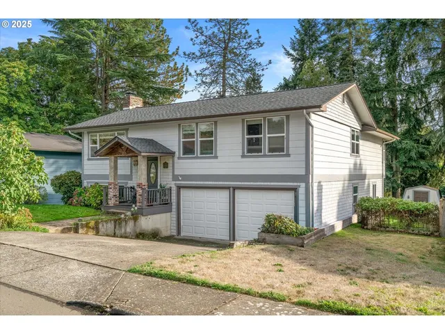 $560,000 | 12020 Southwest Burlheights Street, Portland, OR 97223