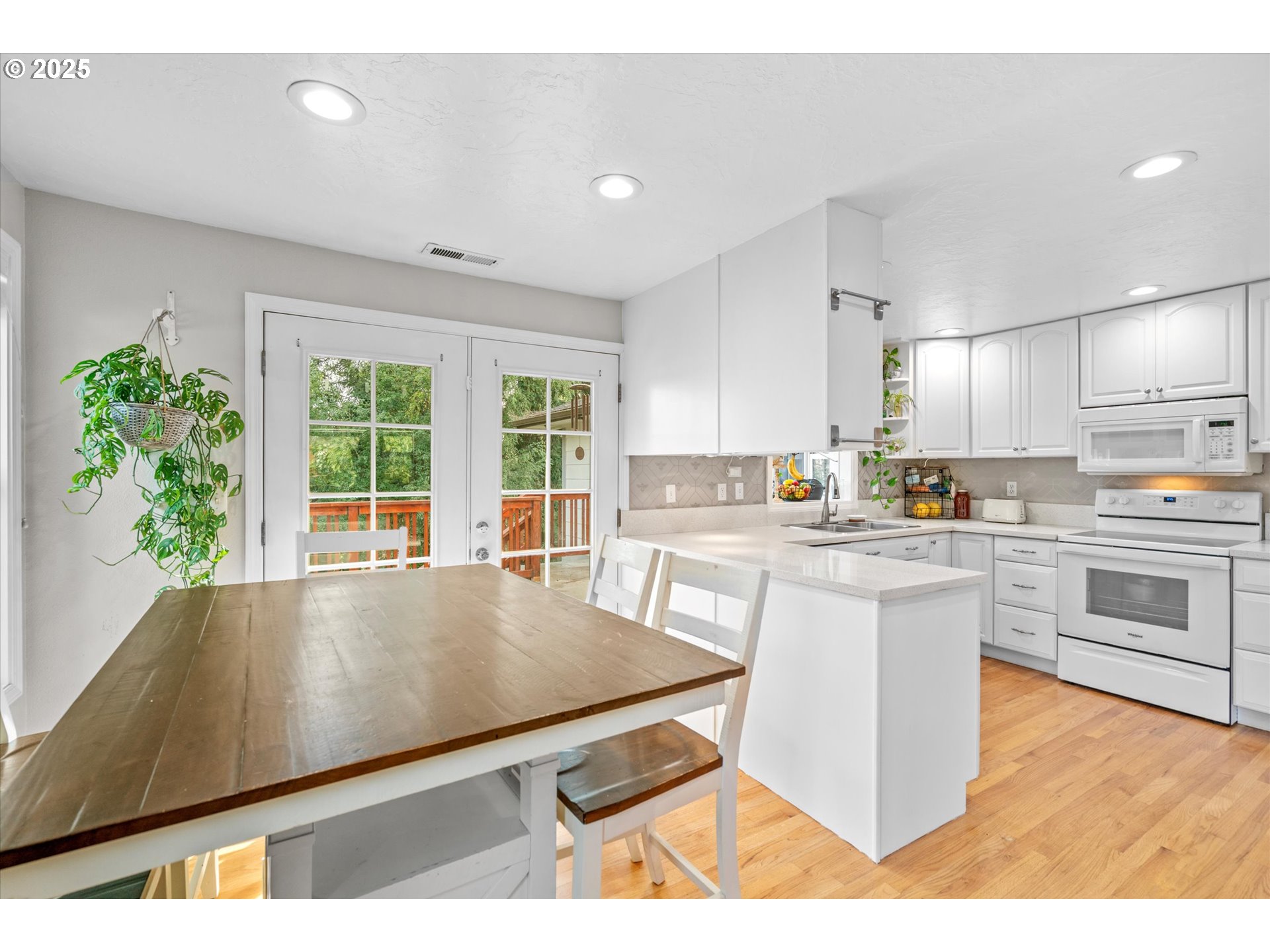 12020 Southwest Burlheights Street Portland, OR 97223 - Photo 11 of 46