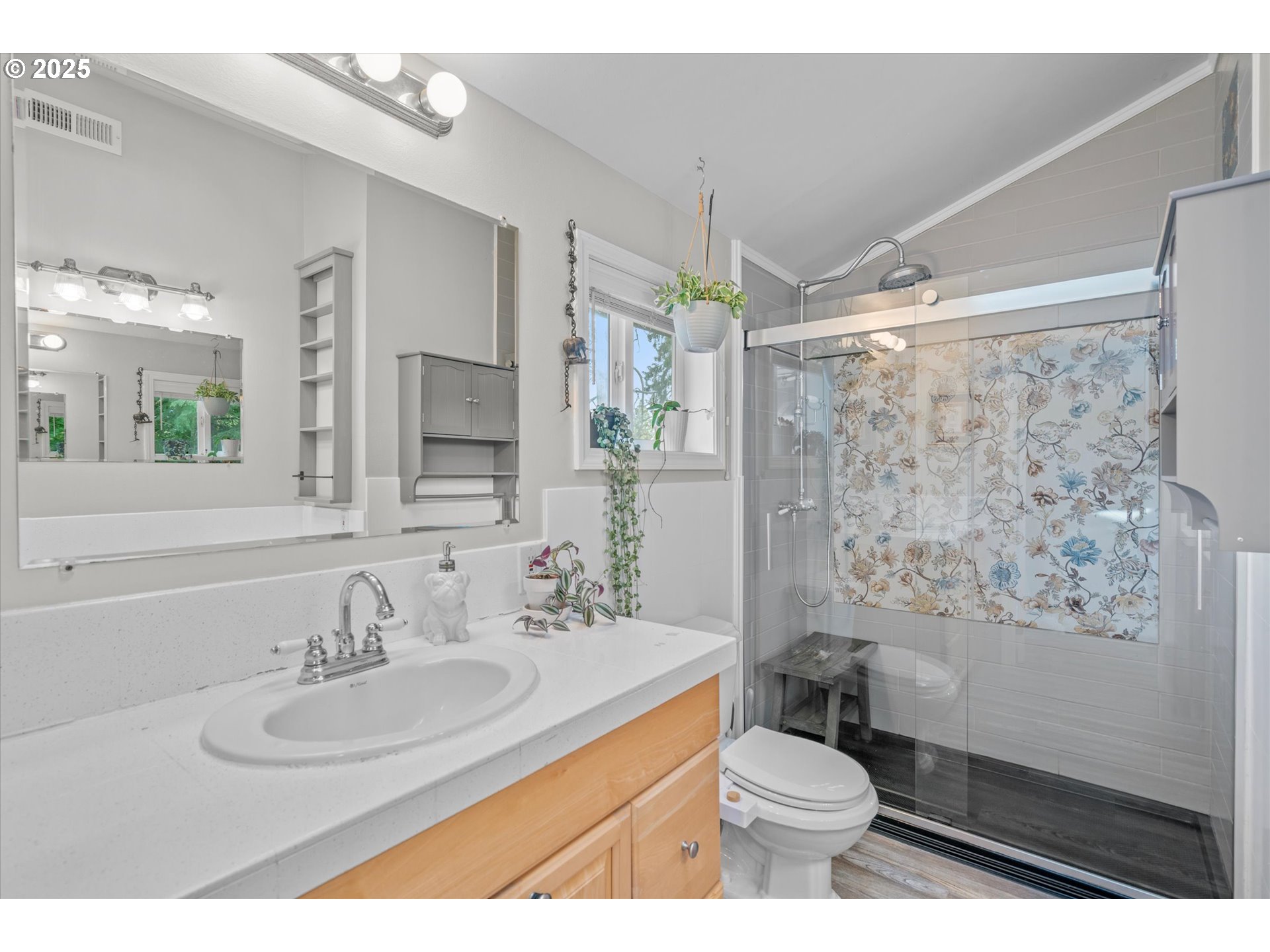 12020 Southwest Burlheights Street Portland, OR 97223 - Photo 23 of 46