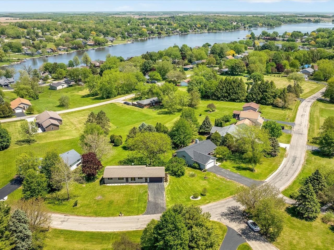 136 Lake Summerset Road Lake Summerset, IL 61019 - Photo 47 of 47 an aerial view of residential houses with outdoor space