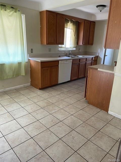 22122 Kelly Road Eastpointe, MI 48021 - Photo 4 of 16