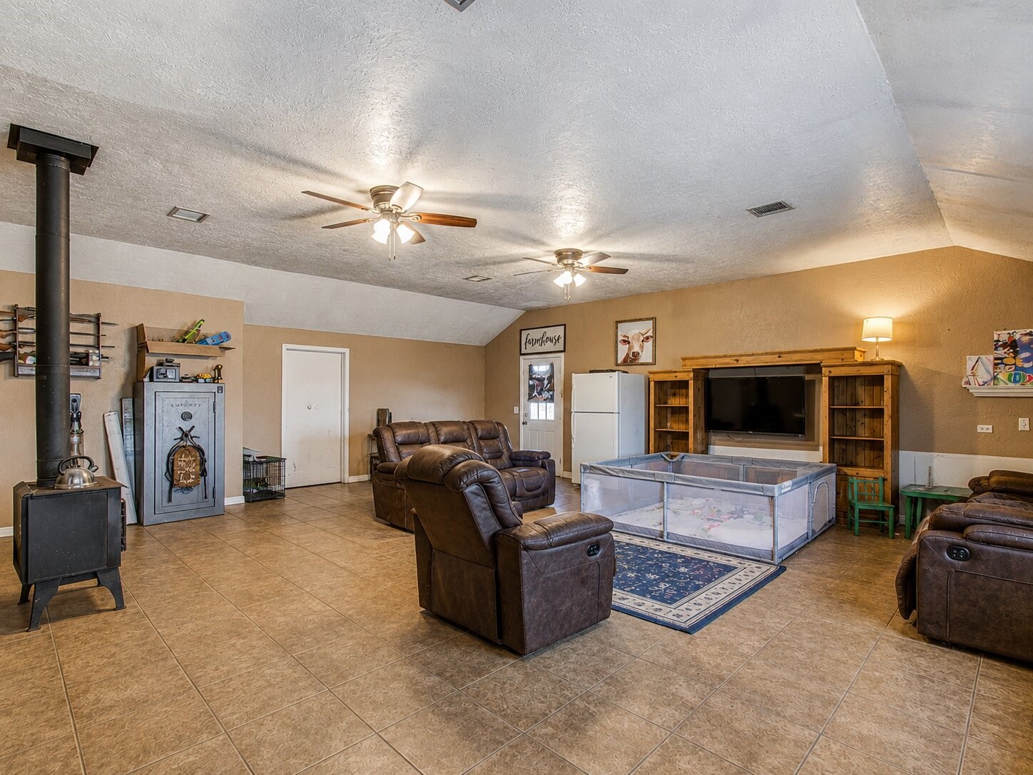 1246 Drymalla Road Cat Spring, TX 78933 - Photo 6 of 38