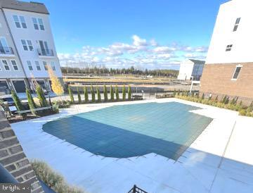 20897 Murry Fls Terrace Ashburn, VA 20147 - Photo 19 of 19 Clubhouse Pool