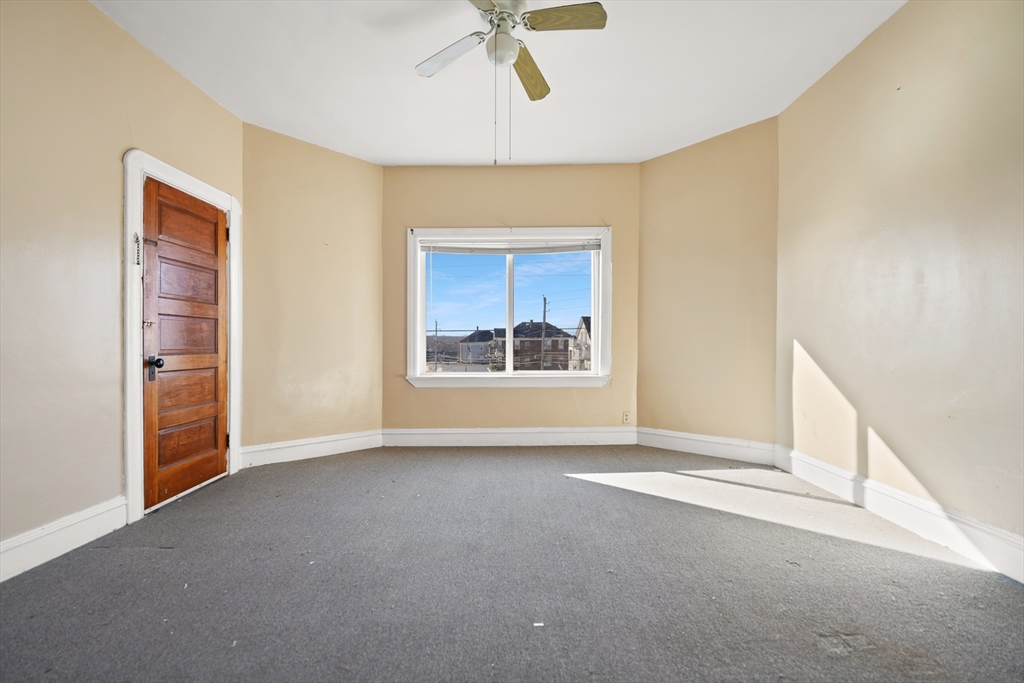 464 Lawton Street Fall River, MA 02721 - Photo 21 of 27 Gallery Image 21