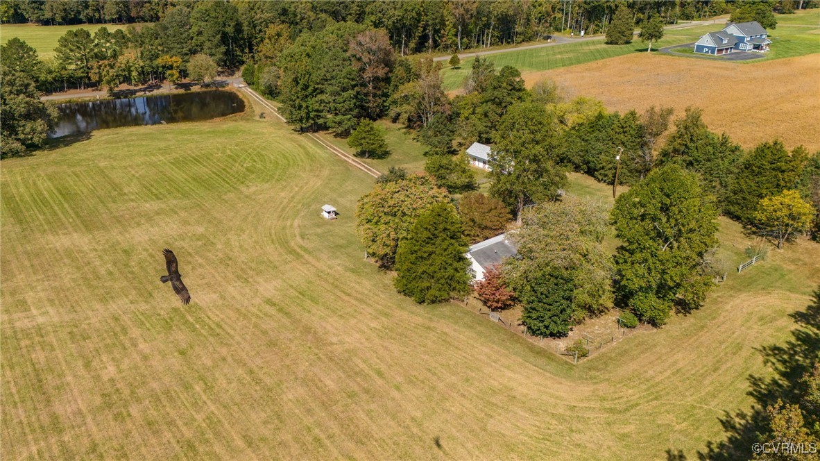 10522 Summer Hill Road Mechanicsville, VA 23116 - Photo 38 of 48 a view of an outdoor space and swimming pool