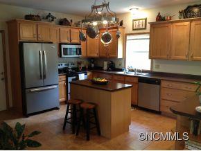 82 High Point Road Weaverville, NC 28787 - Photo 4 of 18 Gallery Image 4