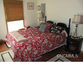 82 High Point Road Weaverville, NC 28787 - Photo 8 of 18 Gallery Image 8