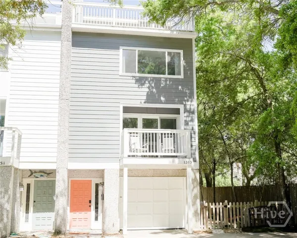 $975,000 | 1313 Beach View Drive, St. Simons Island, GA 31522