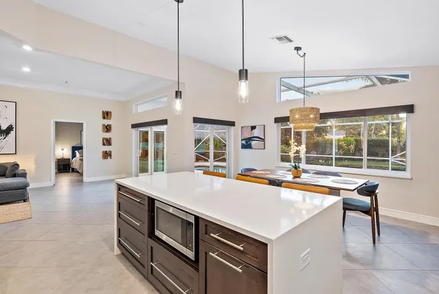 $10,000 | 15129 Harriet Avenue, Jupiter, FL 33458