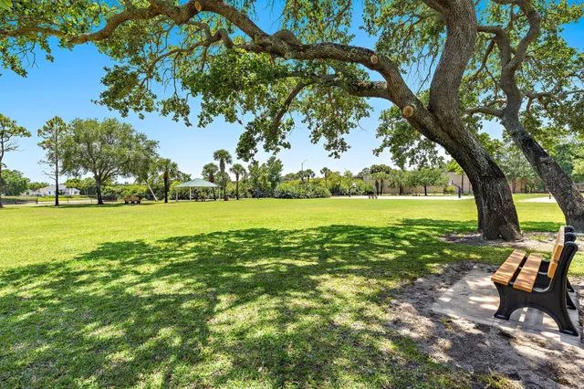 $10,000 | 15129 Harriet Avenue, Jupiter, FL 33458