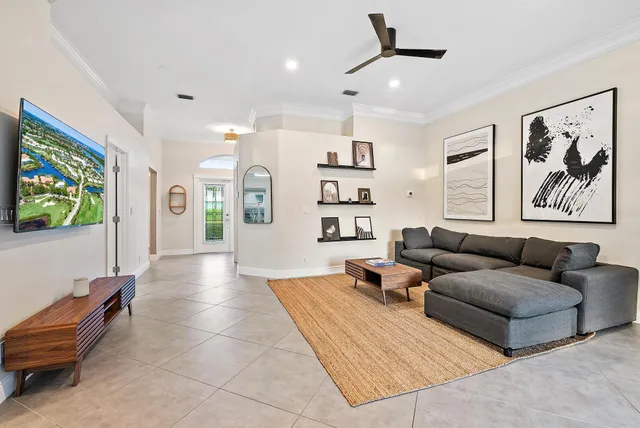 $10,000 | 15129 Harriet Avenue, Jupiter, FL 33458