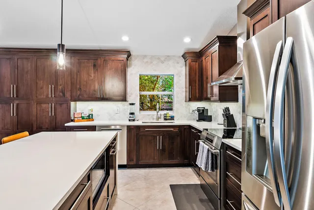 $10,000 | 15129 Harriet Avenue, Jupiter, FL 33458