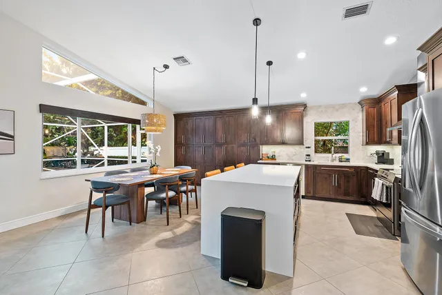 $10,000 | 15129 Harriet Avenue, Jupiter, FL 33458