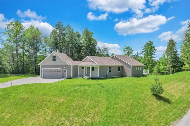 $760,000 | 49 Hemlock Circle, Jericho, VT 05465