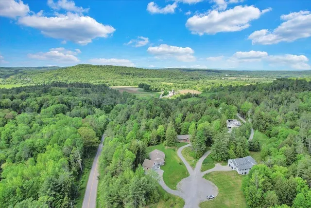 $760,000 | 49 Hemlock Circle, Jericho, VT 05465