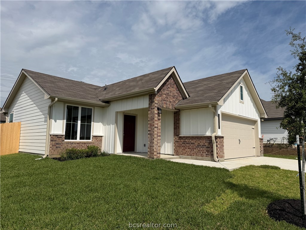 109 Womble Loop Caldwell, TX 77836 - Photo 2 of 10