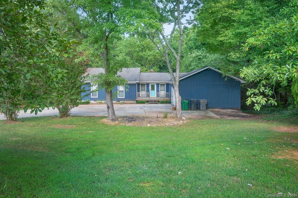 6740 Alanbrook Road Charlotte, NC 28215 - Photo 2 of 18