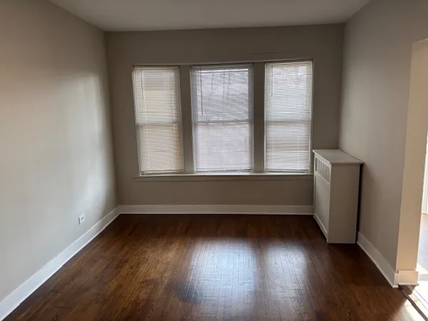 $1,350 | 11237 South King Drive, Unit 3S, Chicago, IL 60628