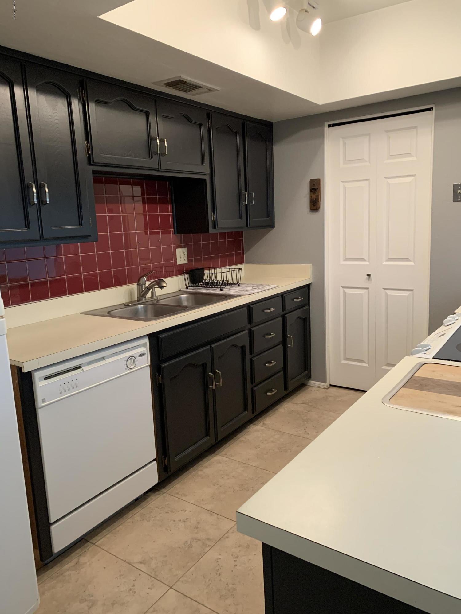 1200 East River Road, Unit A13 Tucson, AZ 85718 - Photo 9 of 29