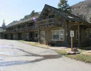 2883 Kinnikinnick Road, Unit 9 Vail, CO 81657 - Photo 1 of 3 Primary Photo