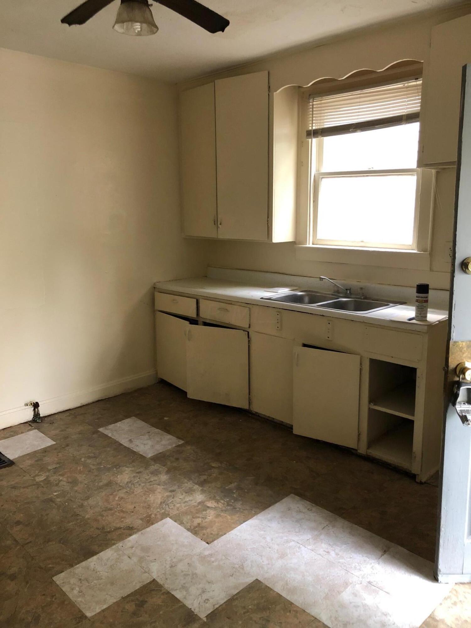 1181 Lockbourne Road, Unit 1183 Columbus, OH 43206 - Photo 6 of 17
