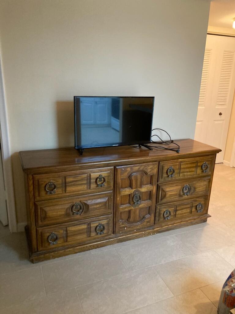 950 South Kanner Highway, Unit C2 Stuart, FL 34994 - Photo 12 of 14 a living room with furniture