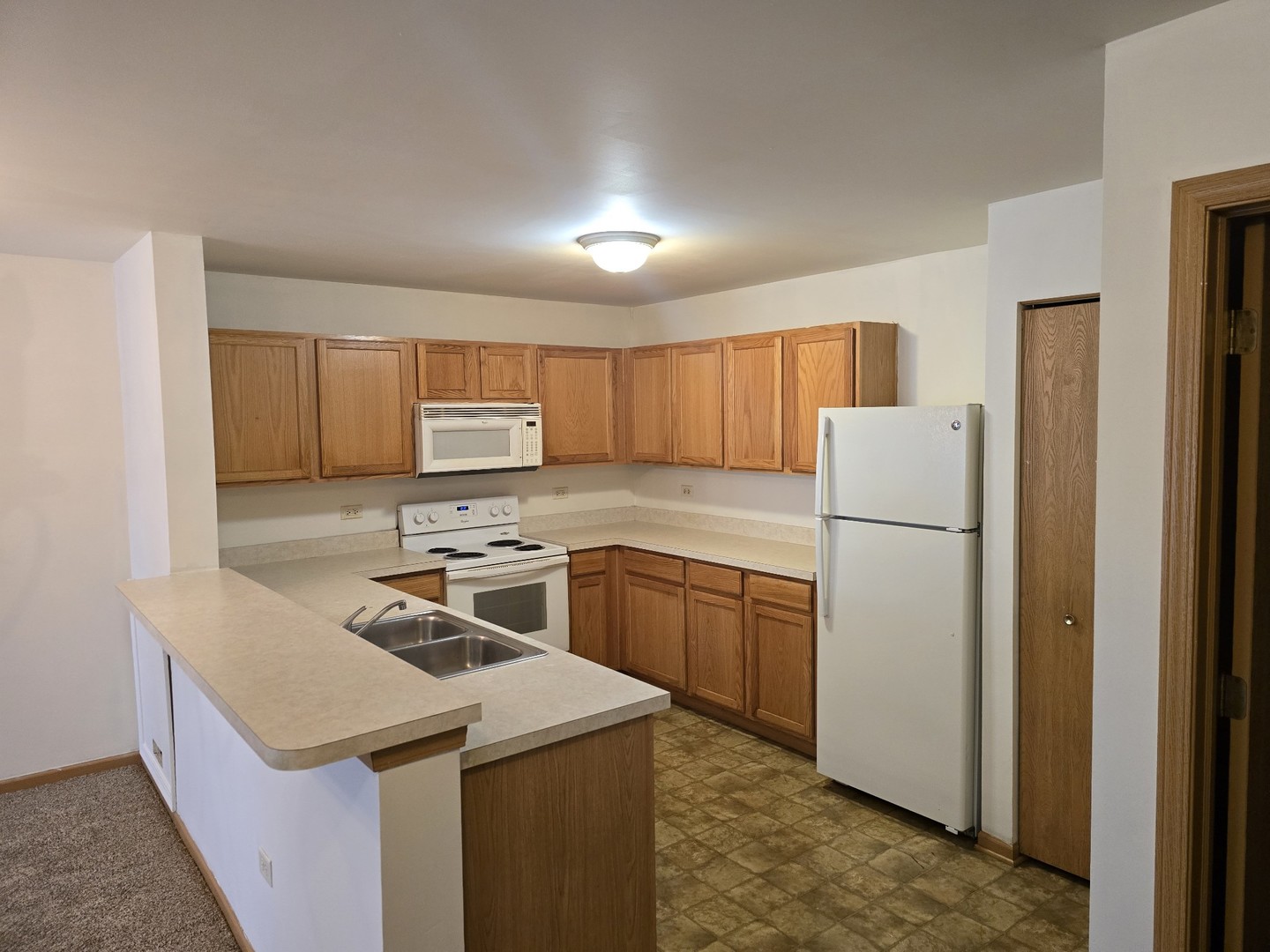 1626 McClure Road Aurora, IL 60505 - Photo 5 of 10