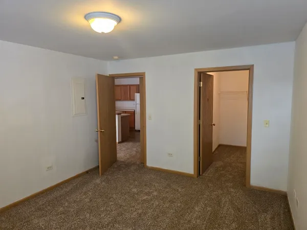 $1,550 | 1626 McClure Road, Aurora, IL 60505