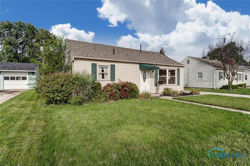 4625 Edgemont Road Toledo, OH 43611 - Photo 2 of 35 Gallery Image 2