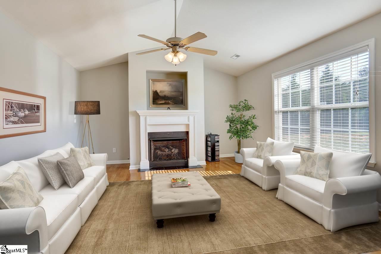 135 Dillard Road Duncan, SC 29334 - Photo 11 of 31 Gallery Image 11