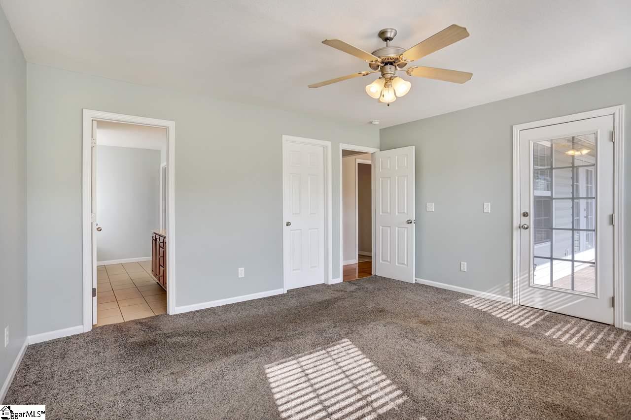 135 Dillard Road Duncan, SC 29334 - Photo 15 of 31 Gallery Image 15