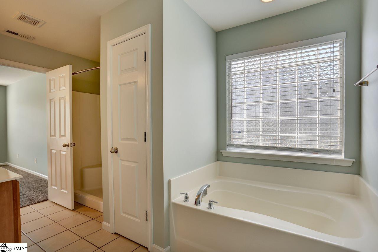 135 Dillard Road Duncan, SC 29334 - Photo 17 of 31 Gallery Image 17