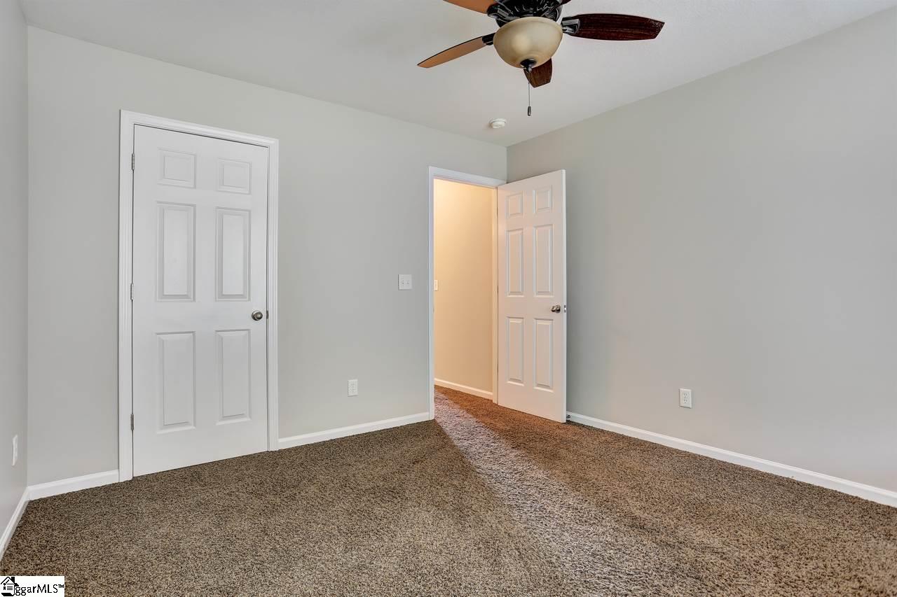 135 Dillard Road Duncan, SC 29334 - Photo 21 of 31 Gallery Image 21