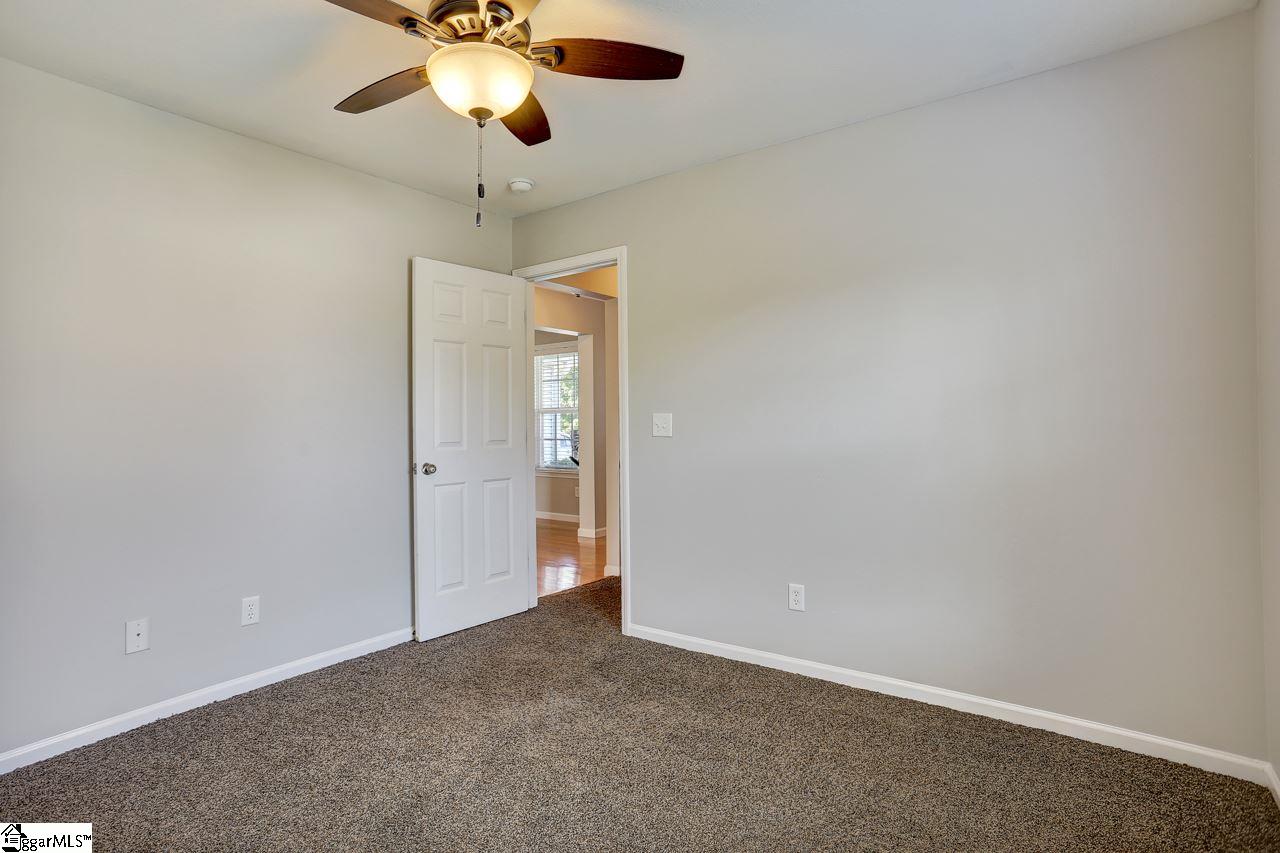 135 Dillard Road Duncan, SC 29334 - Photo 23 of 31 Gallery Image 23