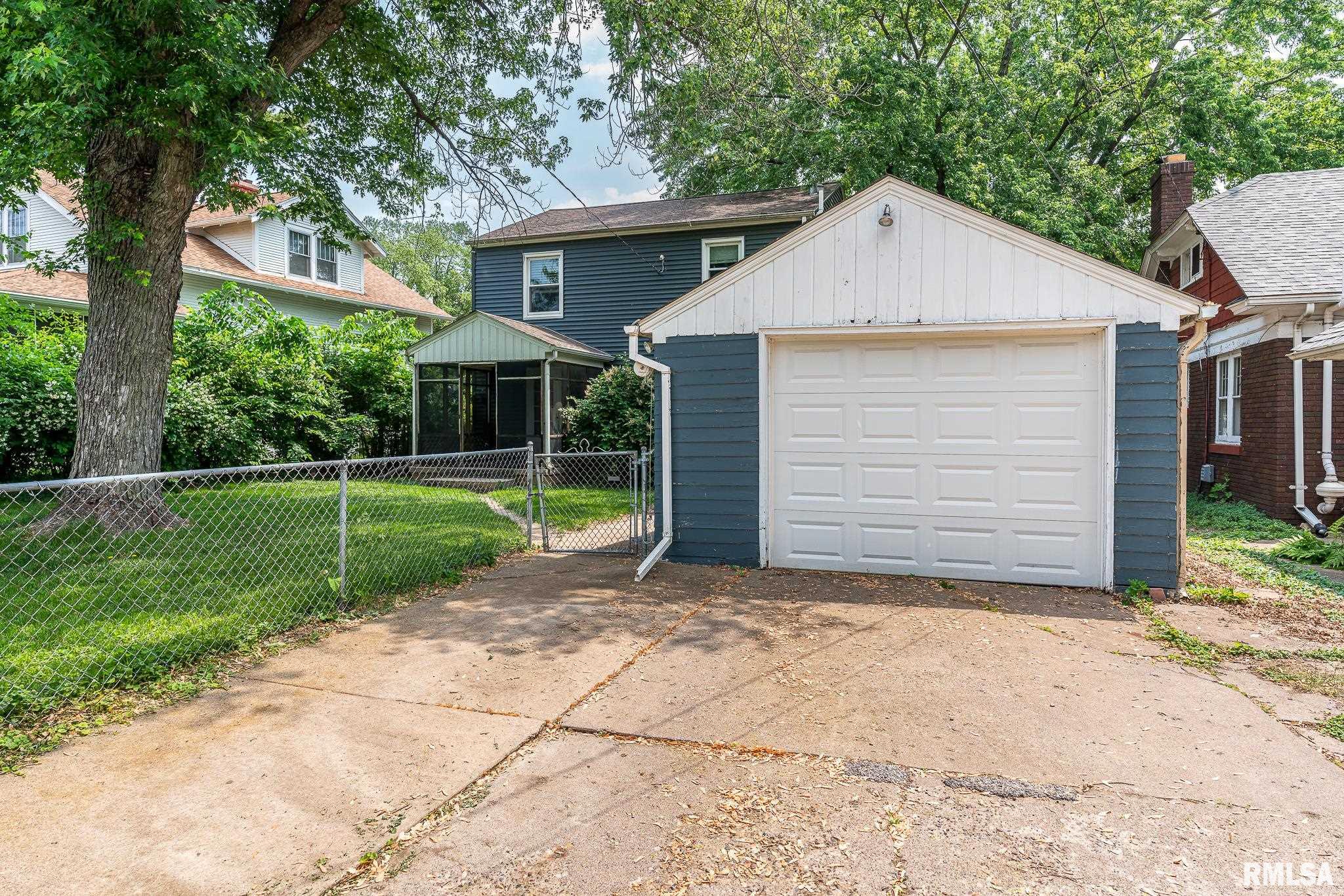 2522 Middle Road Davenport, IA 52803 - Photo 15 of 15 Gallery Image 15