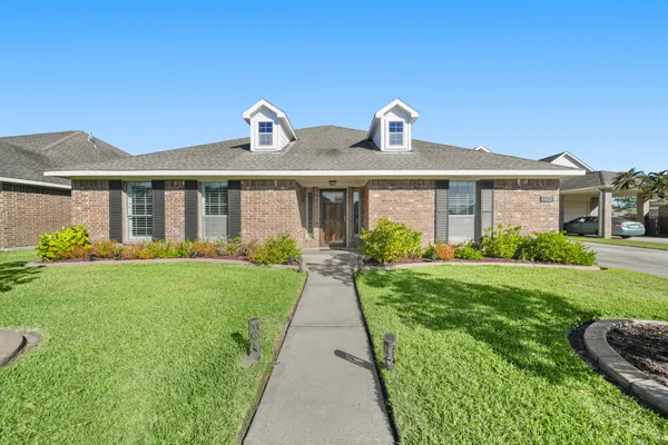 $429,900 | 6603 Texoma Drive, Manvel, TX 77578