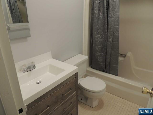 160 Overlook Avenue, Unit 5E2 Hackensack, NJ 07601 - Photo 6 of 8
