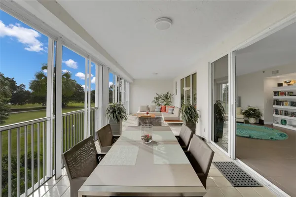 $3,500 | 4108 West Palm Aire Drive, Unit 83B, Pompano Beach, FL 33069
