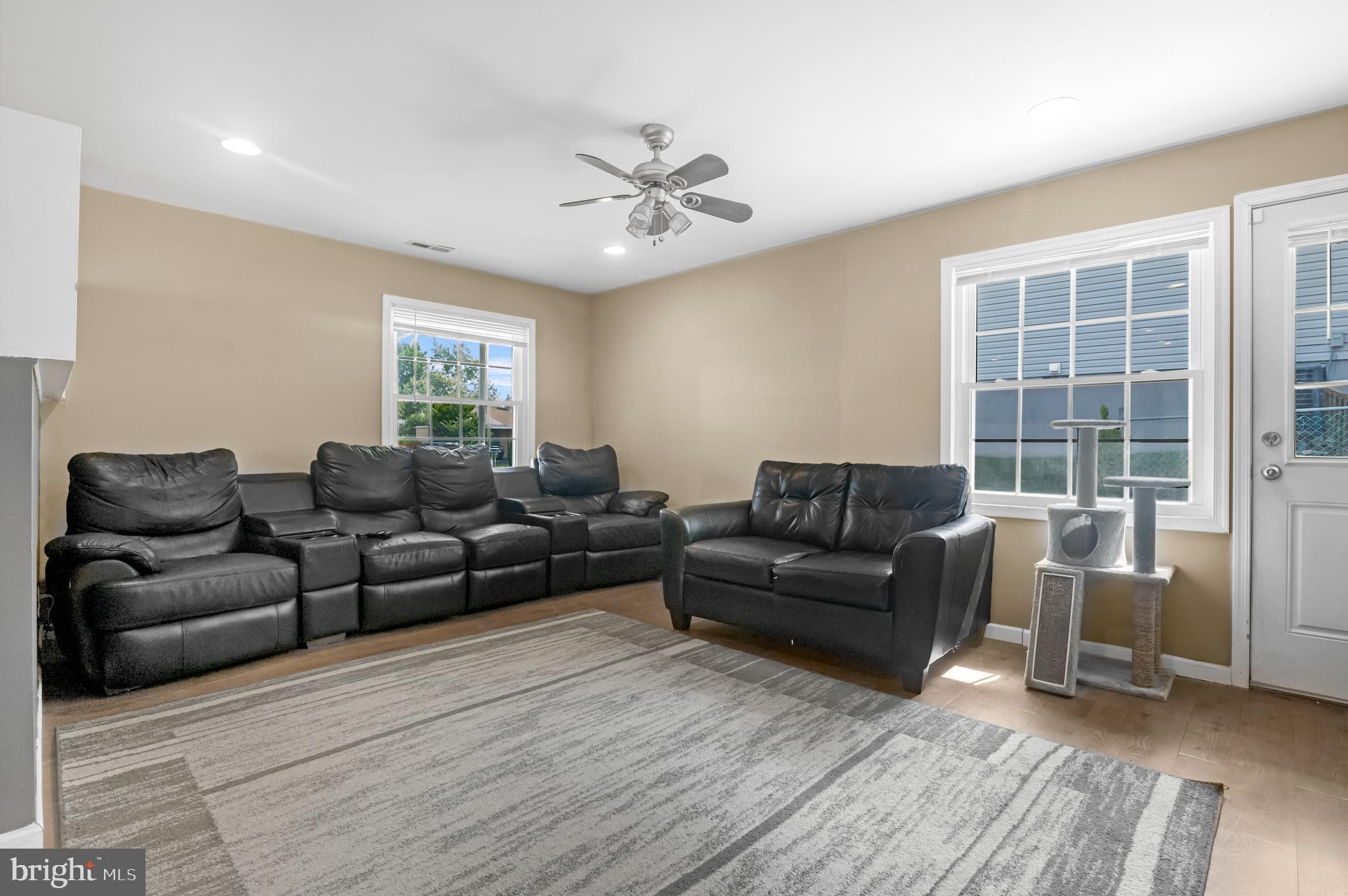 39 Deepgreen Lane Levittown, PA 19055 - Photo 14 of 20