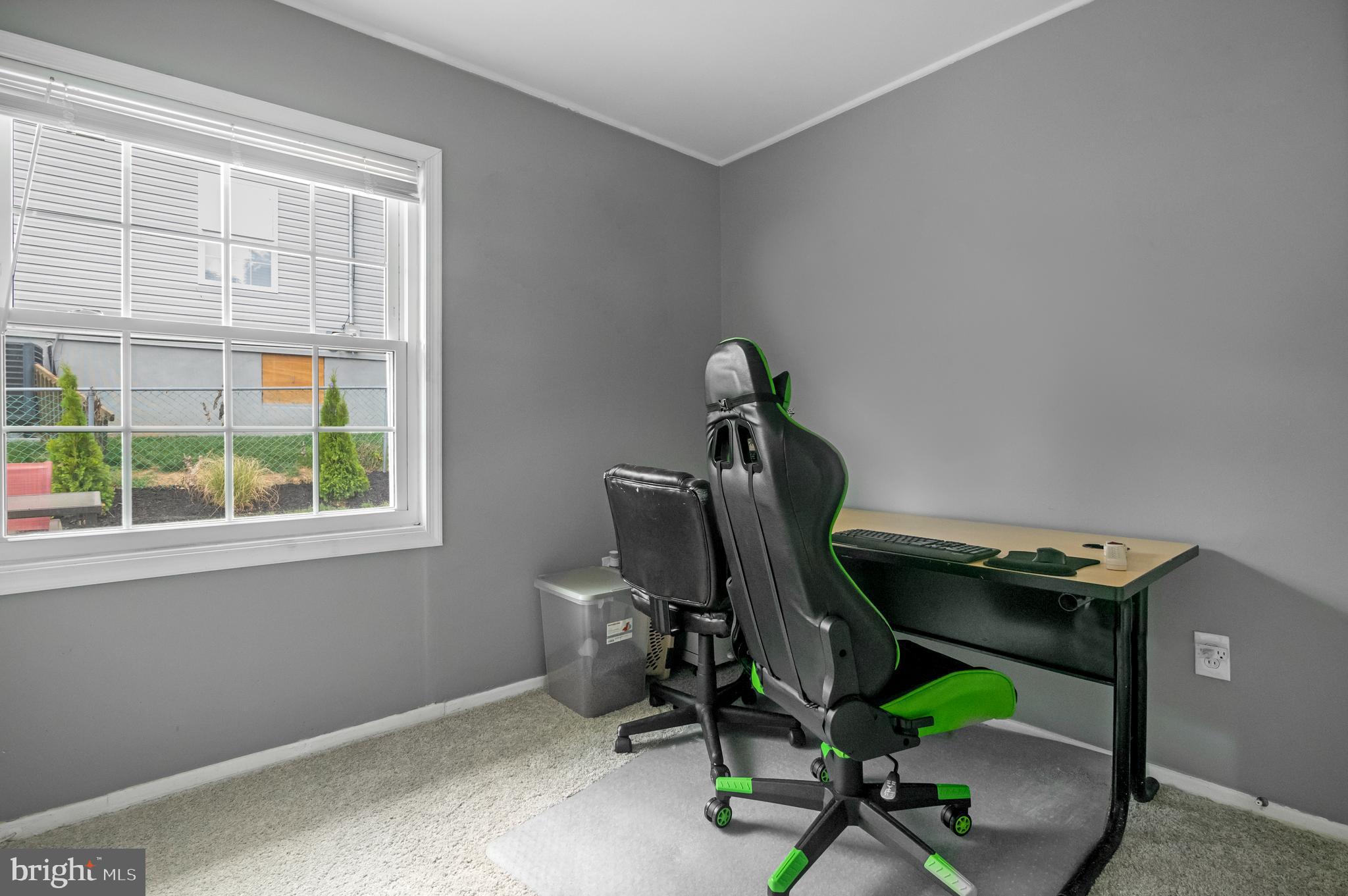 39 Deepgreen Lane Levittown, PA 19055 - Photo 4 of 20