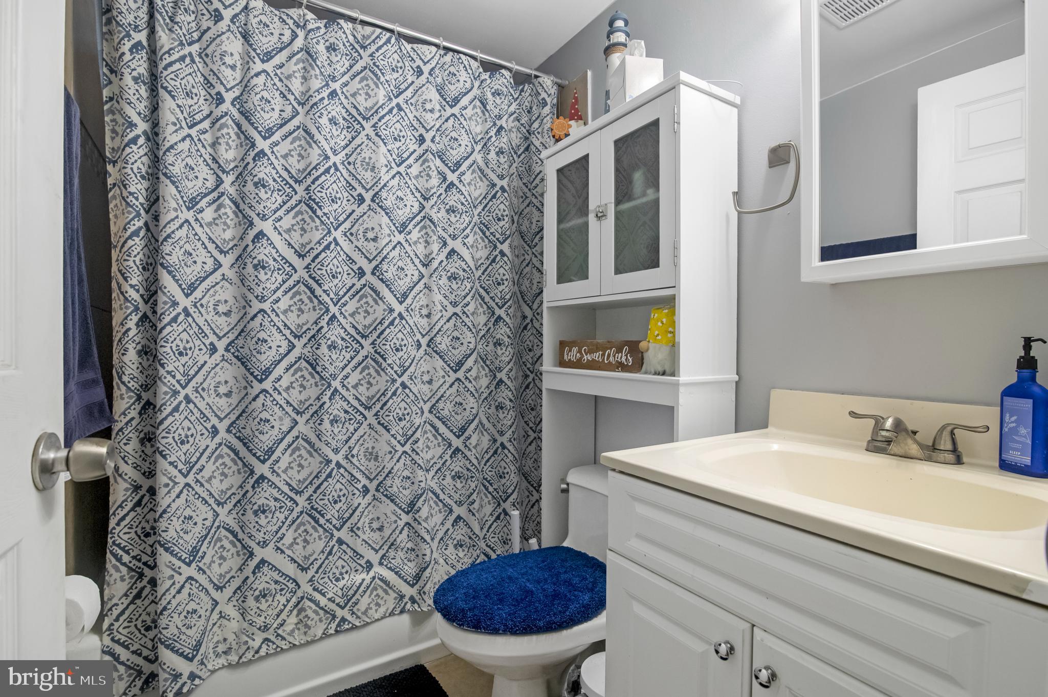 39 Deepgreen Lane Levittown, PA 19055 - Photo 8 of 20